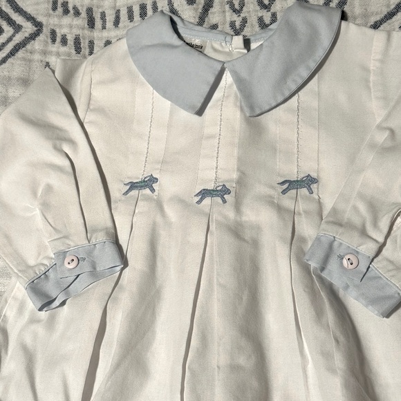 SARAH LOUISE ENGLAND- 12 mth boy romper with small stain - Picture 2 of 6